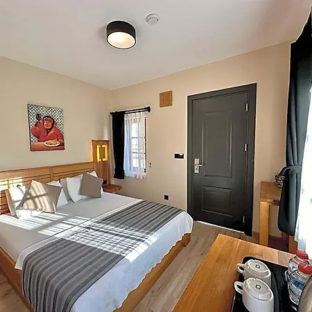 Konagi Hotel